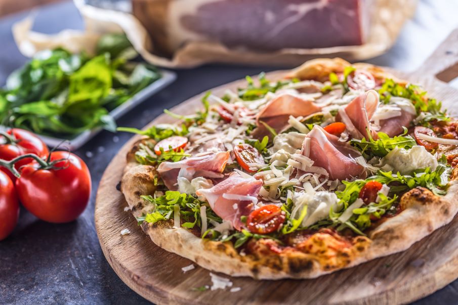 pizza-prosciutto-e-funghi